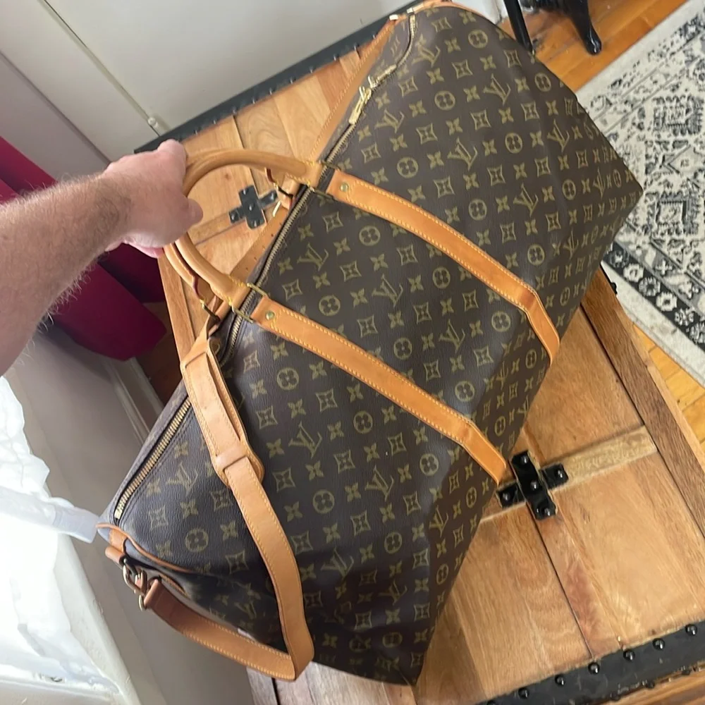 Louis Vuitton Bandouliere Keepall 60 Travel Bag